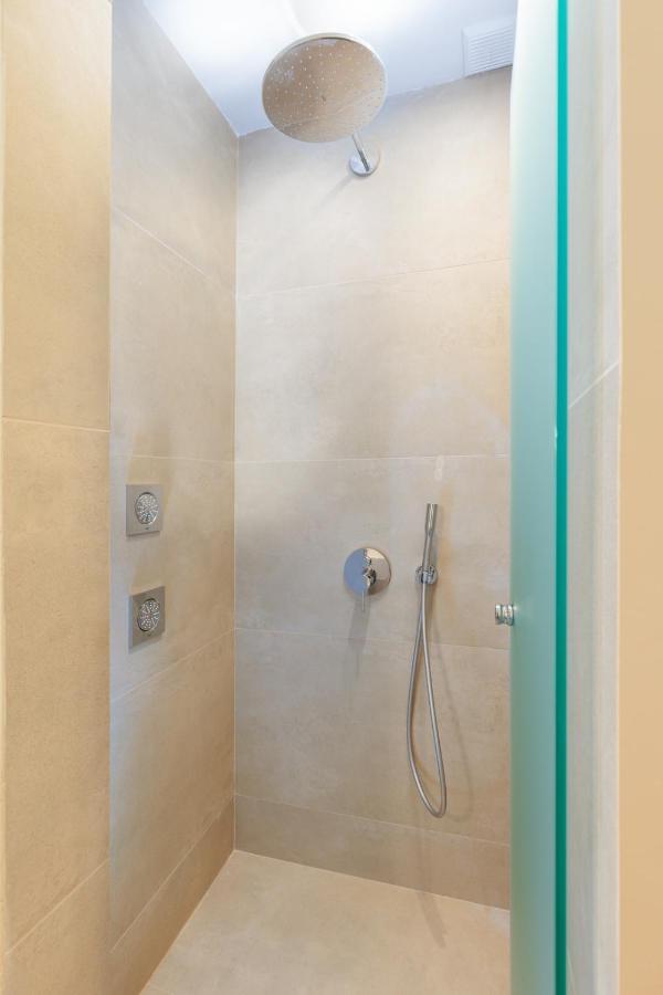Kales Sea View Suites Ierapetra  Bagian luar foto